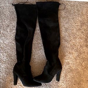 High knee Suede boots only worn 4 times